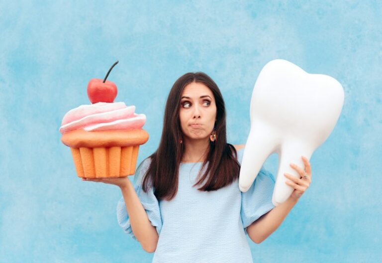 The Role of Diet in Dental Health: Foods That Benefit and Harm Your Teeth